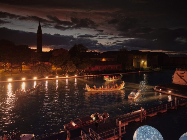 Naumachia Ball - Atelier LUM